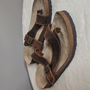 White Mountain Brown Leather Cork Footbed Thong Sandals